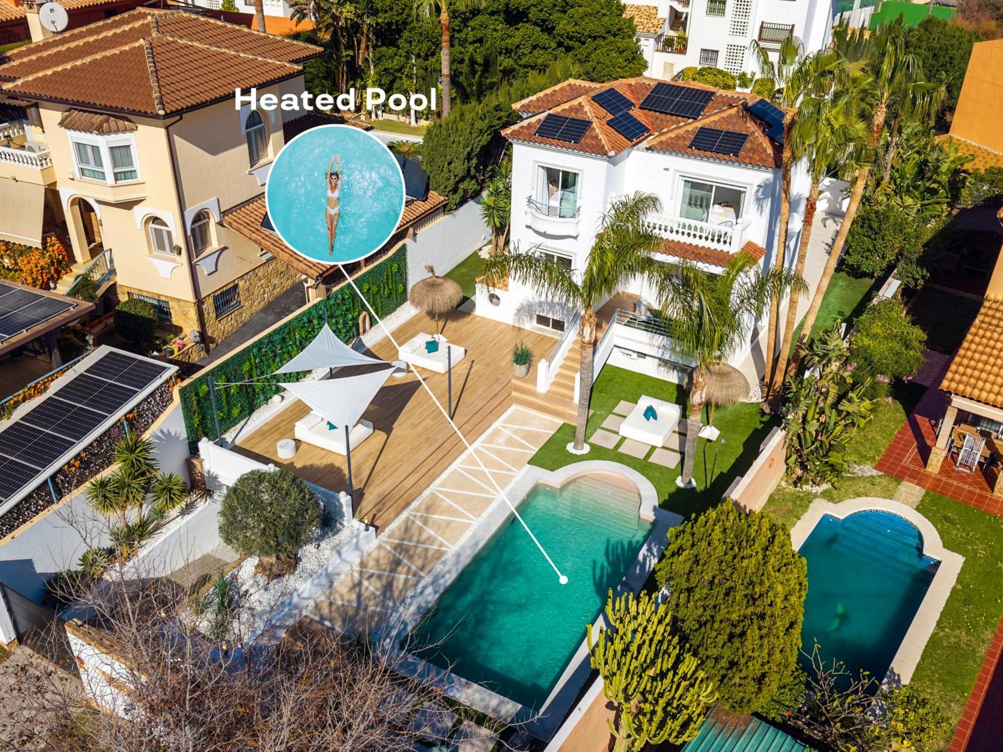 Vacation Marbella: Sunny Camelia Villa with Heated Pool and Cinema Benalmadena Exterior photo